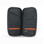 Estuche-para-Documentos-de-Viaje-Safe-Light-Gris-Naranja-Troika-5-6041