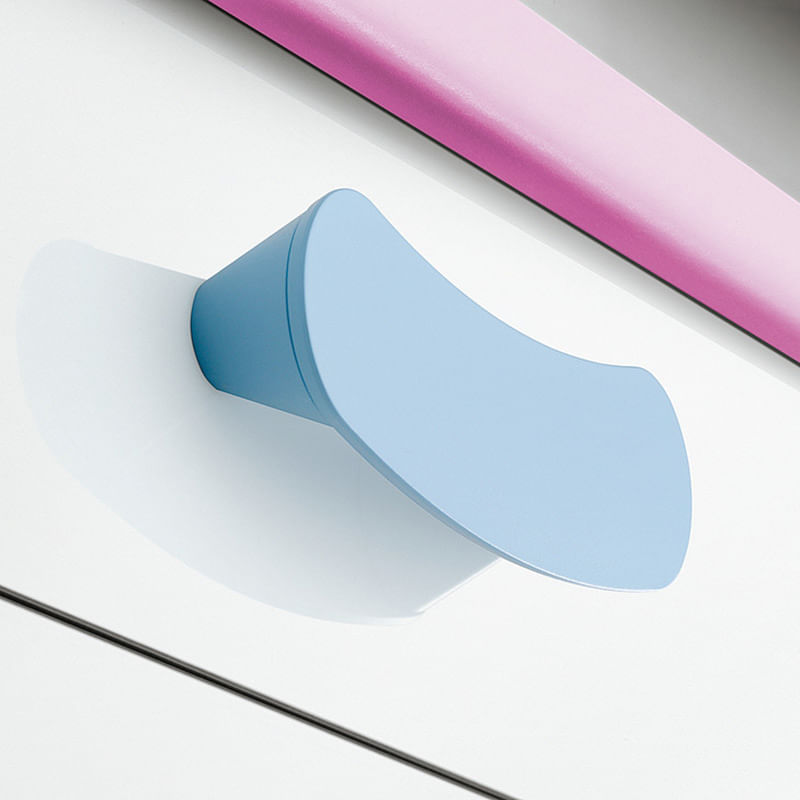 Jalador-para-mueble-fucsia-de-plastico-172x29-mm-2-8681