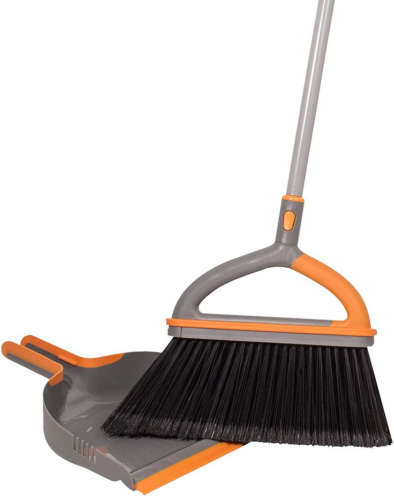 Escoba-ajustable-con-recoge-basura-naranja-1-32300