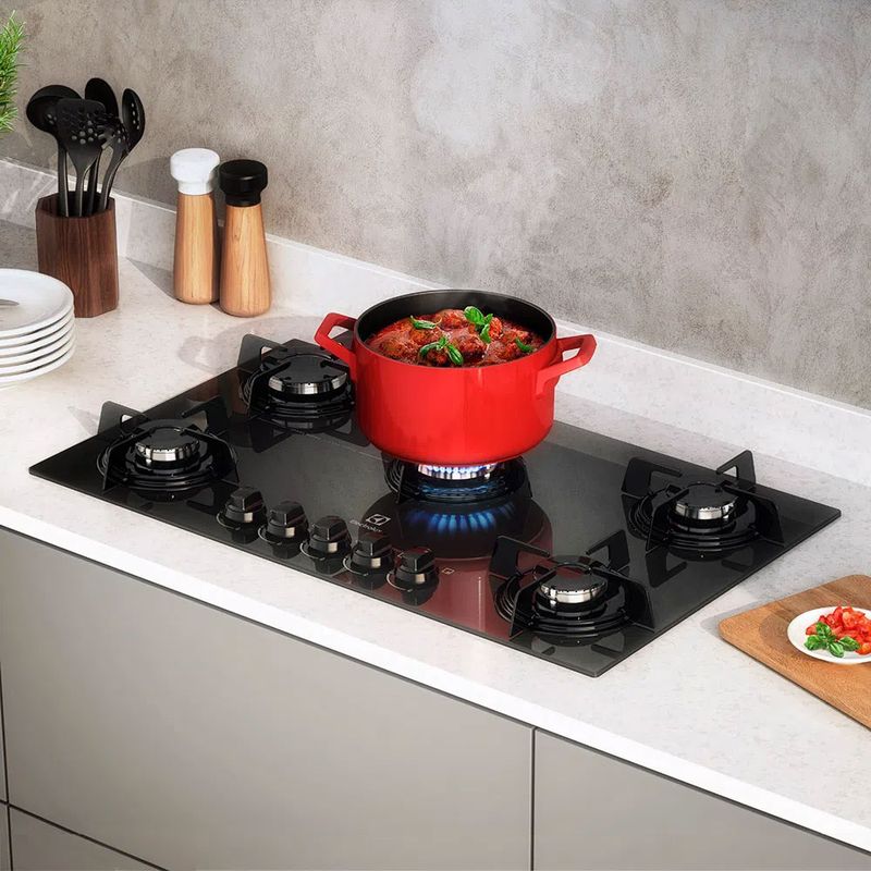 Cocina-encimera-vidrio-espejado-5-hornallas-Electrolux-4-33383