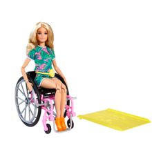 Barbie en silla de ruedas