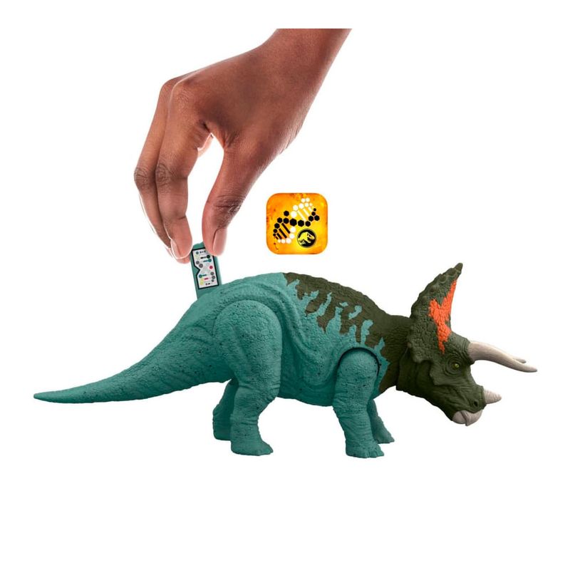 Triceratops-Jurassic-World-Dominion-Roar-Strikers-5-36461