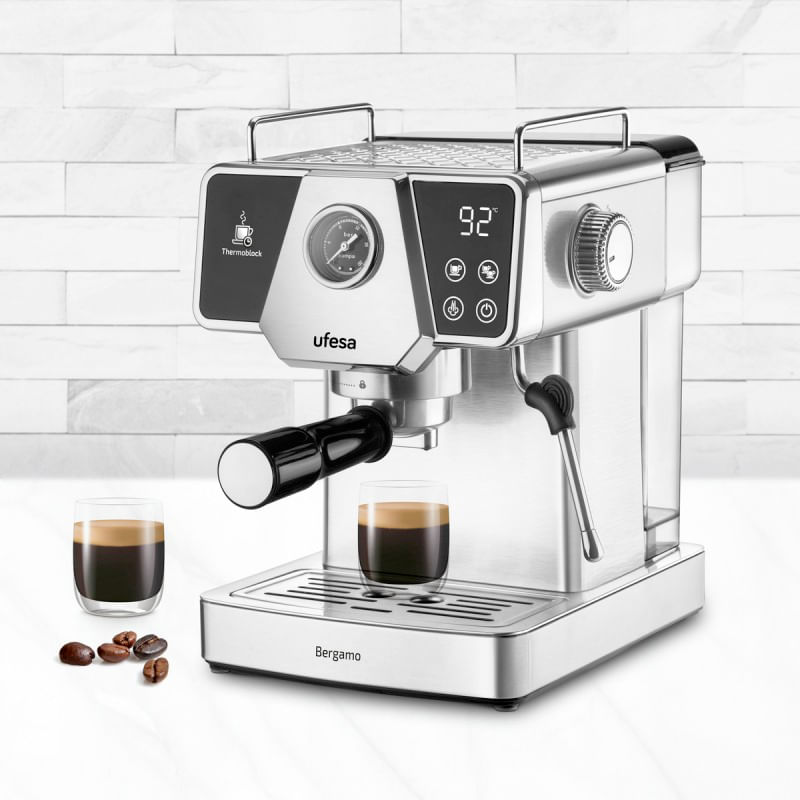 Cafetera UFESA Espresso Capri CE8020 1,4L 1350W