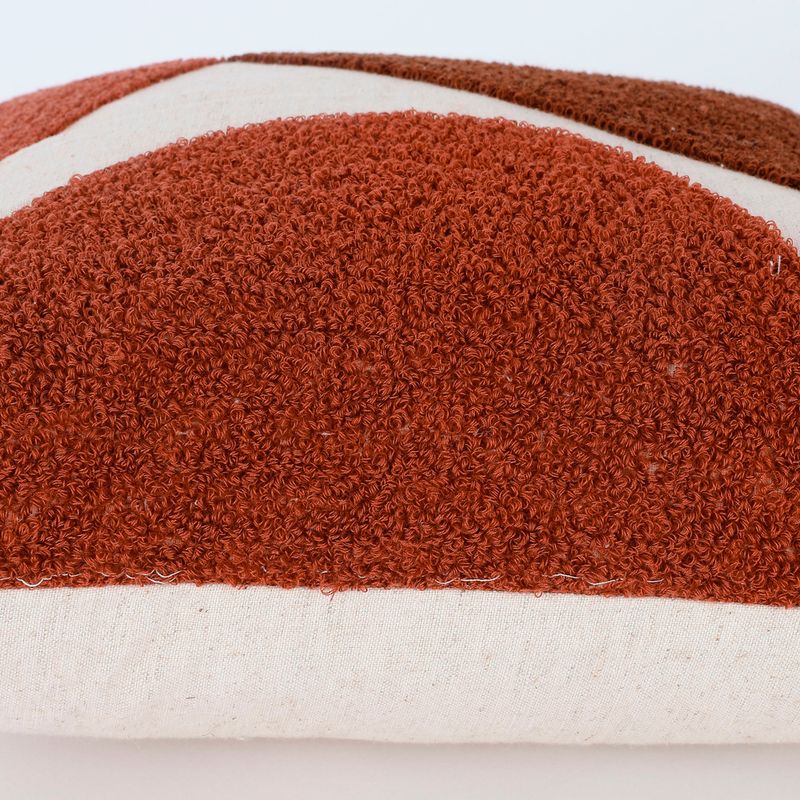 Cojin-baxter-45x45cm-blanco-con-cafe-3-40966
