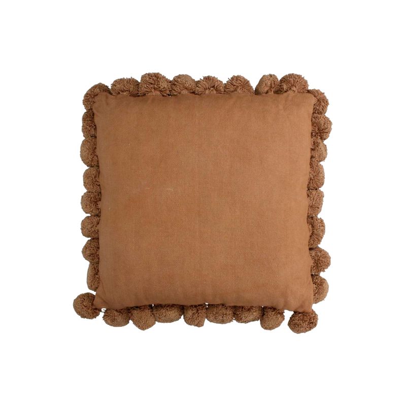 Cojin-deco-pompones-color-durazno-45x45-cm-1-41451