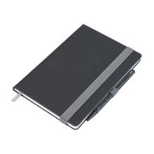 Cuaderno con boligrafo negro