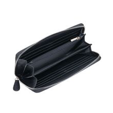 Cartera negra de mano