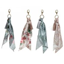 Llavero con estampado de flores
