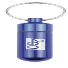 LLAVERO TIPO CAPSULA AZUL