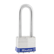 Candado de Acero Laminado de 1-3/4 in (44 mm) con Cilindro de Pitones y Arco de 2-1/2 in (64 mm) - Master Lock